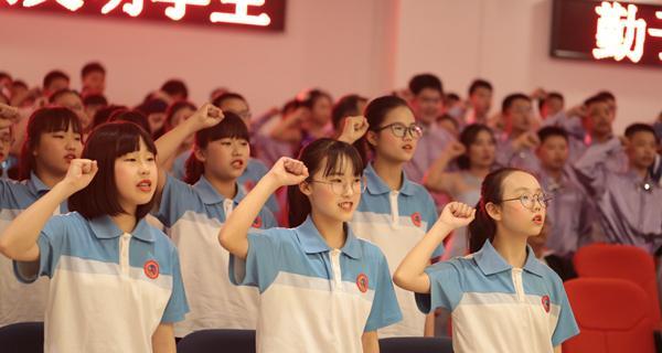 青春的真谛（岁月不停时光不休）